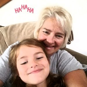 Meet your Posher, Debbie